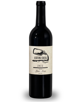 Lori Ann 2022 Bottle