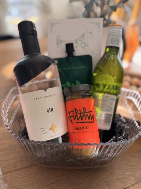 G+V Dirty Martini Kit - Gin