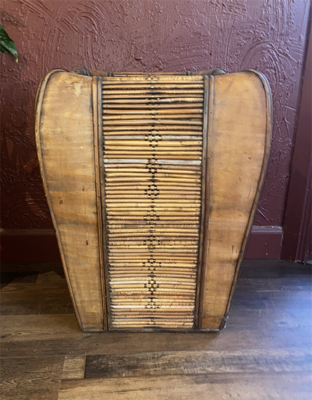 Reeded Plant Stand