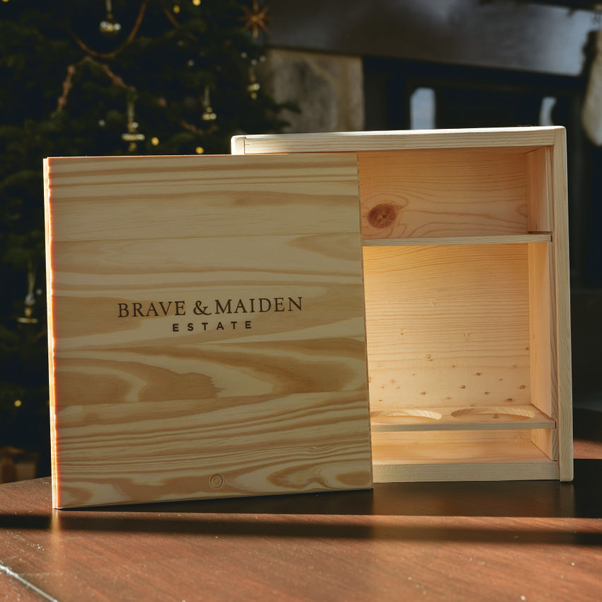 Three-Bottle Pinewood Box