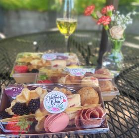 Woodinville Sunday May 12th, 2024 Brunch Box and Bubbles