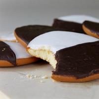 Black & White Supreme Cookie