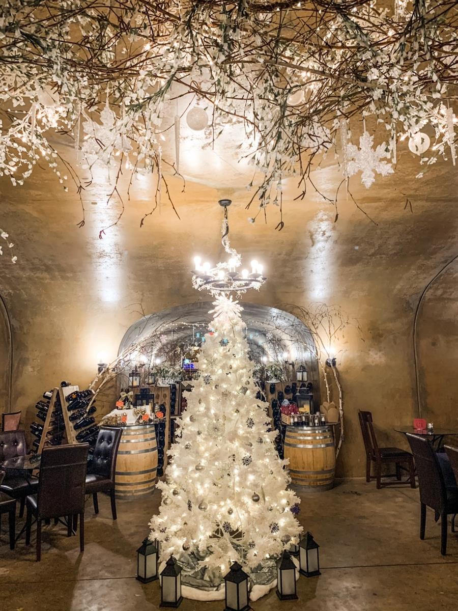 Holiday Dinner 2025  Tickets