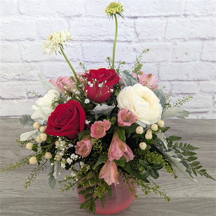 Bloom n' Sip: Valentine Bouquet