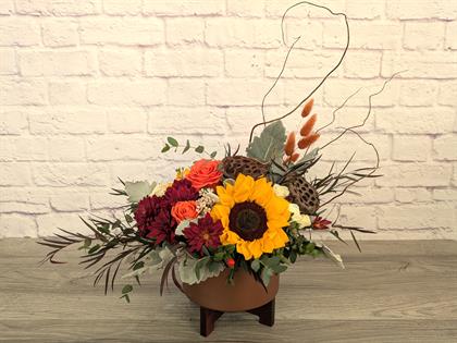 Bloom n' Sip: Thanksgiving Table Centerpiece