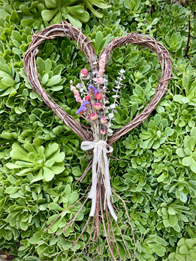 Plant n' Chat Grapevine Wreath