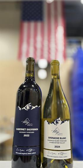 Telaya July Wine Set